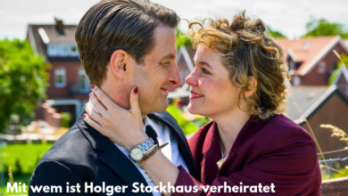Mit wem ist Holger Stockhaus verheiratet
